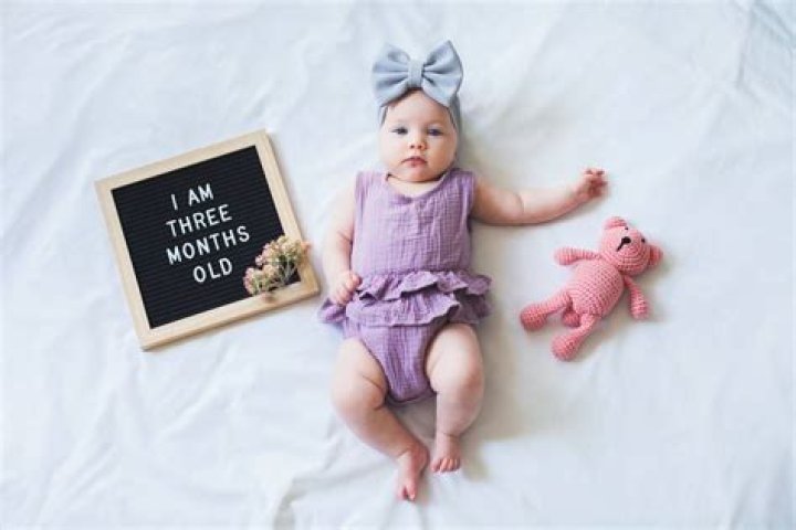 Can a 3 months old baby sit?