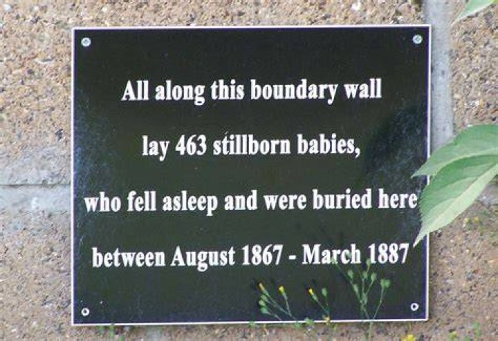 Do stillborn babies get buried?