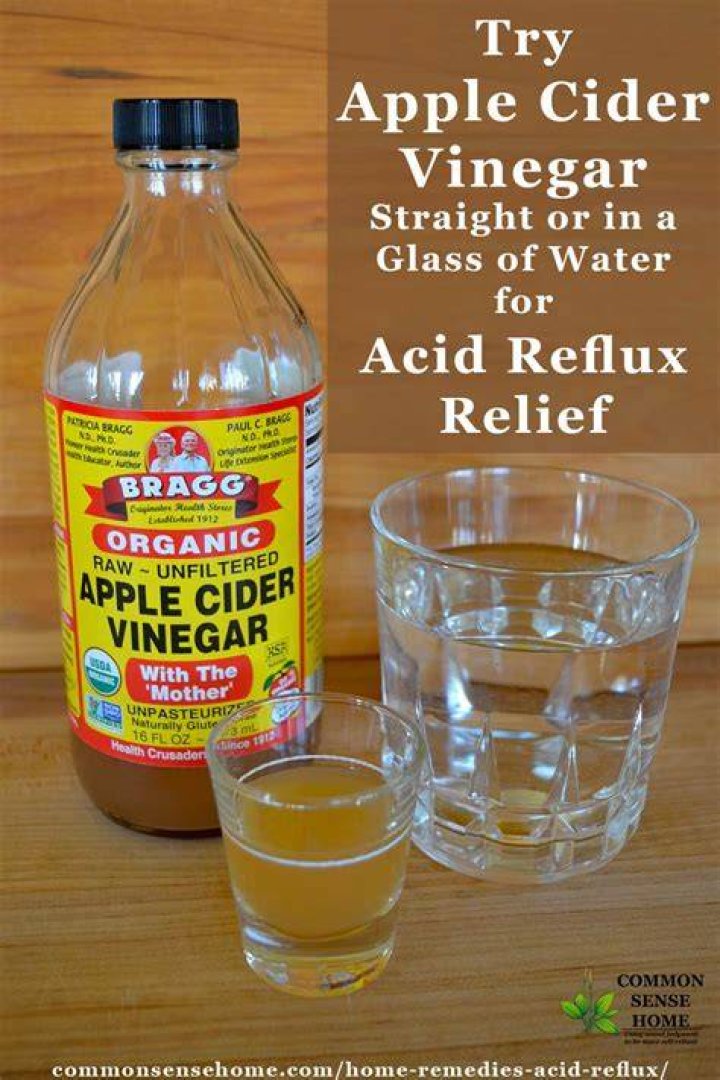 Does apple cider vinegar help dogs with acid reflux?
