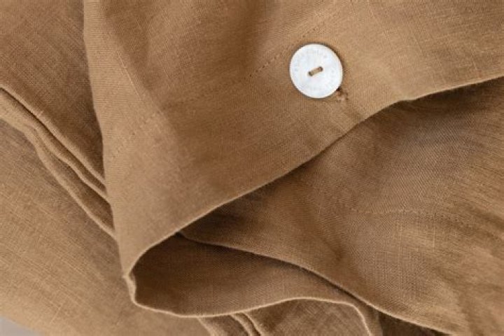 How can you tell good quality linen?
