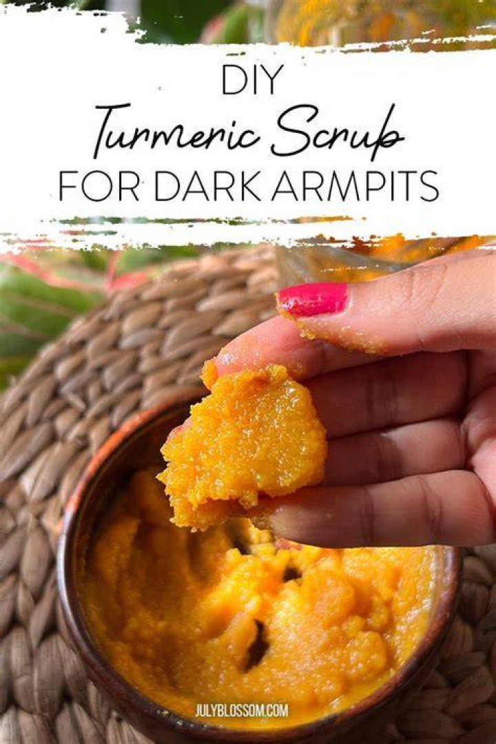 How do I use turmeric to lighten my armpits?
