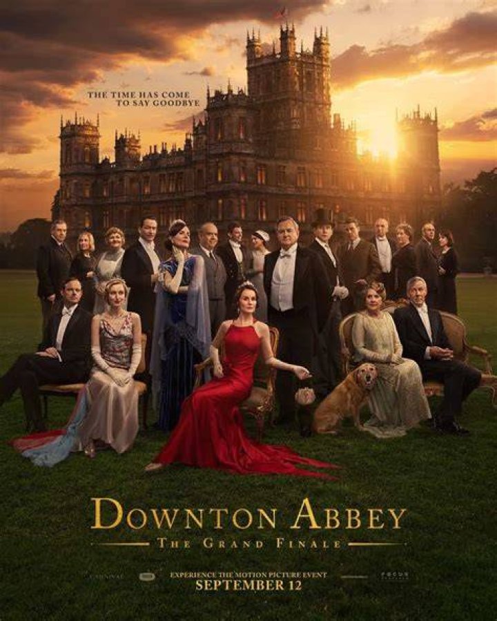 How old is Daisy at the start of Downton Abbey?
