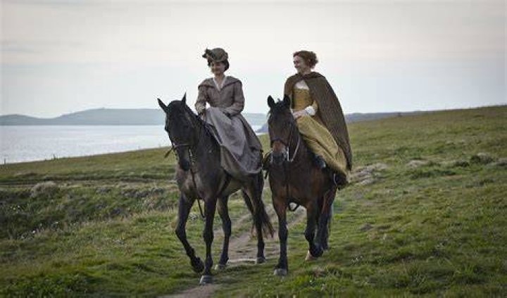 What happens to Verity Poldark?