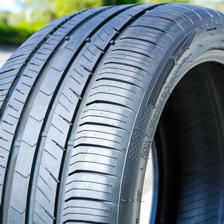 What is 92w tire?